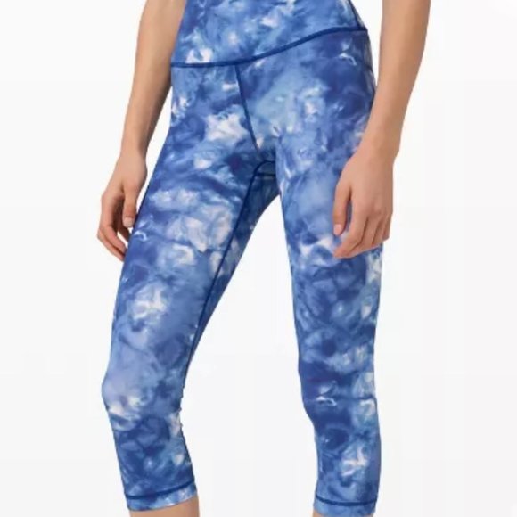 Brand new Rare Lululemon Run With The Waves Crops 21” - Picture 3 of 10